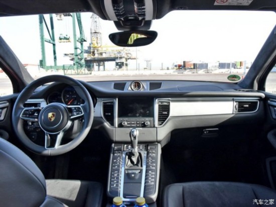 ���r(sh��)�� Macan 2016�� Macan GTS 3.0T