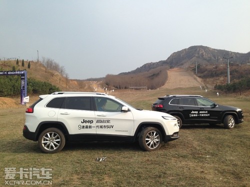 ����һ������SUV Jeep���ɹ���B����