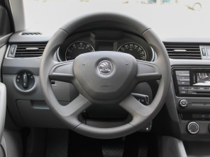 �Ϻ���˹���_(d��)2015�����J