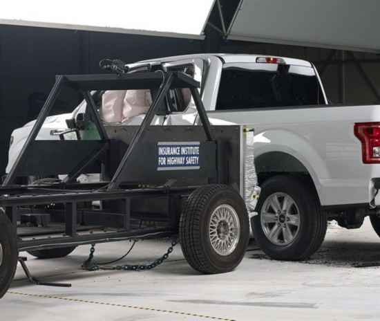 IIHS�Ǻη���ʥ��