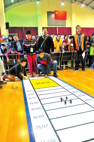 �������ӂ�?c��)��M(j��n)�ЙC(j��)����С܇ֱ�����M(j��n)ِ