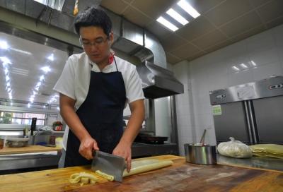 �c���M����һ�