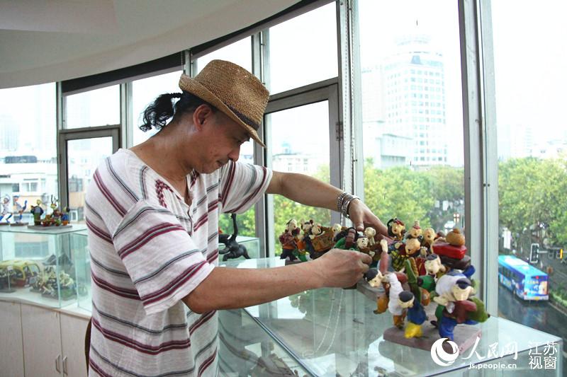 ���e�r�쾴��&ldquo;�о�&rdquo;�Լ���������Ʒ��