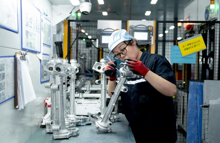 ���K�~̩��Ƽ����F(tu��n)���޹�˾��Ů�����ڙz�y(c��)�a(ch��n)Ʒ��������ί�W(w��ng)���k���D