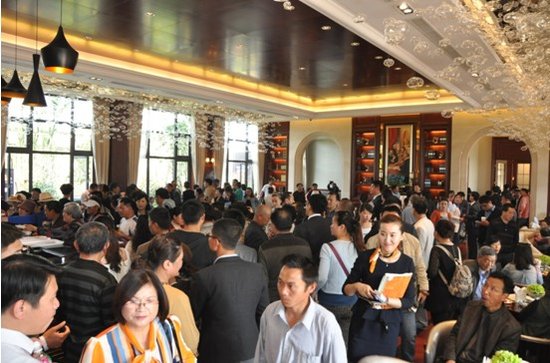 �P���TӢ��֮��(zh��n)�����_��