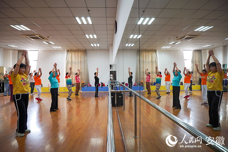 �R���^(q��)�����W�������˂������Ͻ������n������W �����z