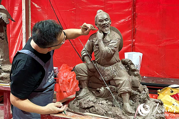 ��ِ�߬F(xi��n)��(ch��ng)�M(j��n)�����܄�(chu��ng)��������W(w��ng)ӛ�� ��ӯ�z