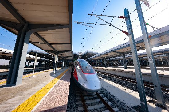 һ�v���F��܇ͣ���ڝ��R���F���ϖ|վ��