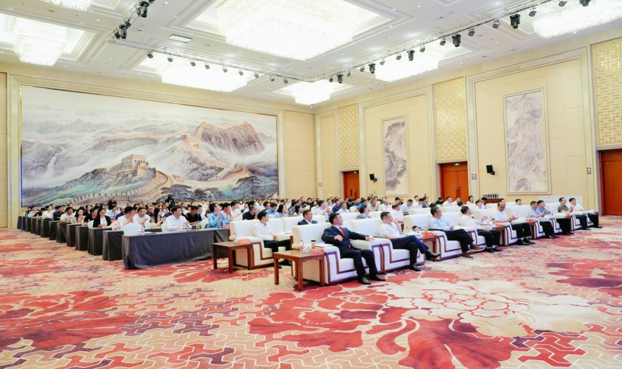 Փ���F(xi��n)��(ch��ng)����ͨ�^(q��)ί���������D