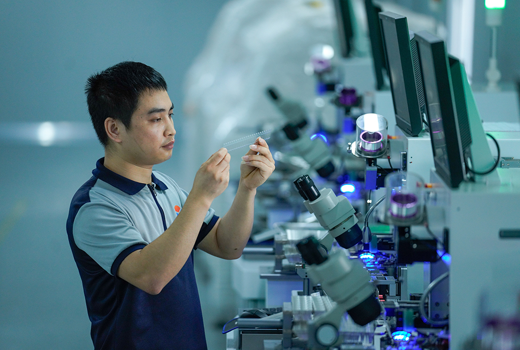 ҫ�հ댧(d��o)�w�Ƽ����޹�˾���a(ch��n)܇�g�����������s�Ƴ��ڵİ댧(d��o)�w�l(f��)����O��Ԫ��������ڔz