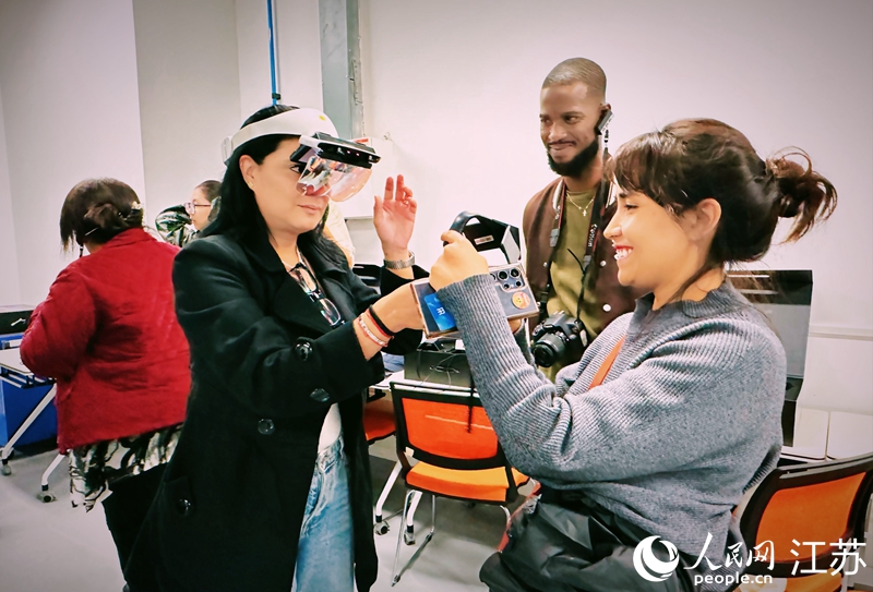 ����ý�w���L(f��ng)�F(tu��n)���Ї��V�I(y��)��W(xu��)�w�AR����ϵ�y(t��ng)������W(w��ng) �܉�ɔz