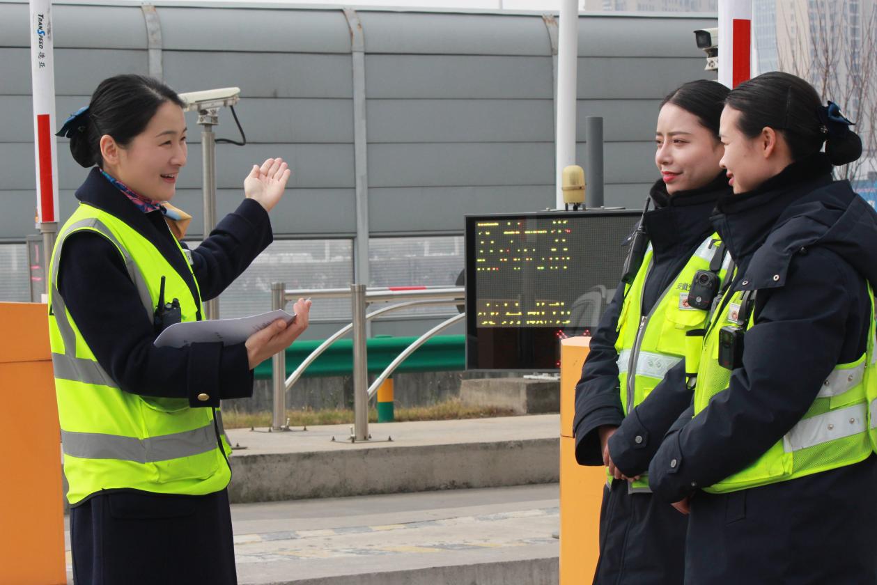 ���ս��ؼ��F(tu��n)��ͨ��˾ȫ��ӭ��(zh��n)2026�괺�\(y��n)���󿼡�