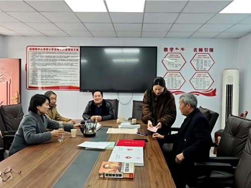 蕭縣教體局春節(jié)前慰”