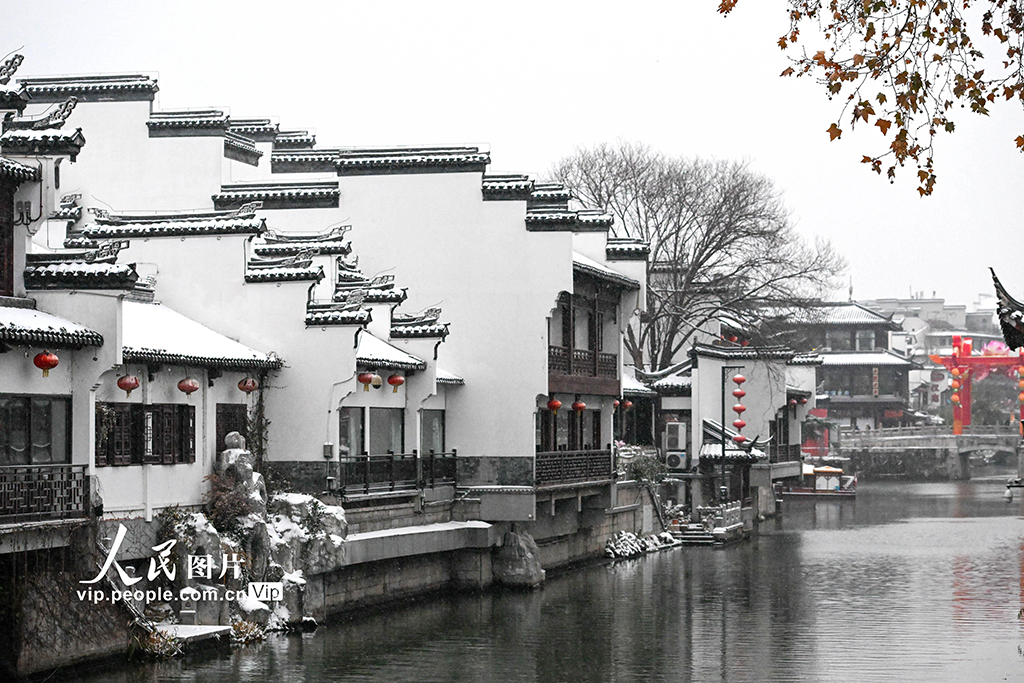 ���K�Ͼ���ѩ���ػ�