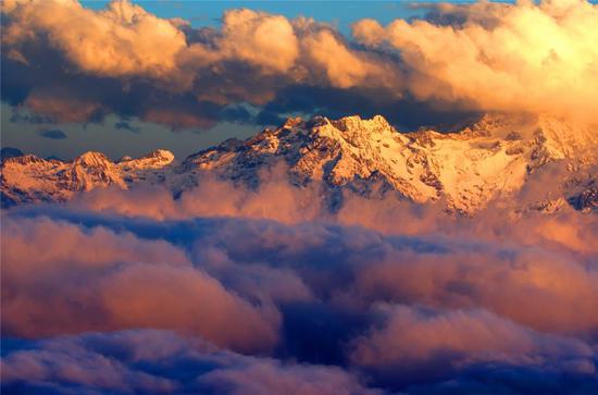 ѩɽ�ƺ��Ľ^���L(f��ng)�} ���������_(d��)�ɾ���ţ��ɽ