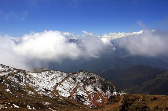 ѩɽ�ƺ��Ľ^���L(f��ng)�} ���������_(d��)�ɾ���ţ��ɽ