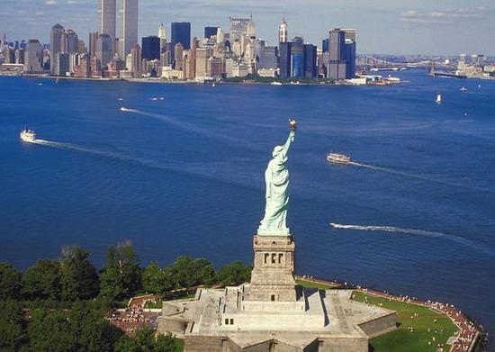 ���ξ����@�N�L�U��Ů��ǧ�f�eȥ��10���ط�