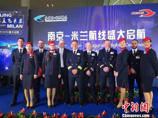 ��һˮ���{ɫ�n���Ʒ���������C�M�ˆT�����������С��z