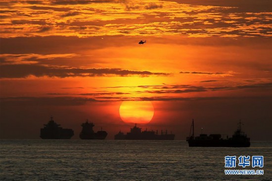 �����H����4���R������Ӱ