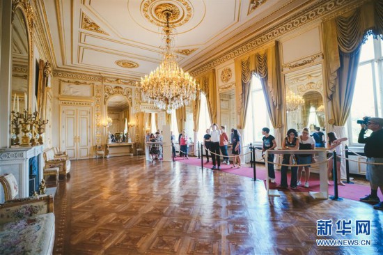 �����H����3�������r���mӭ�������_�ż�