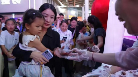 ������ζ��PK��ɽ�|��