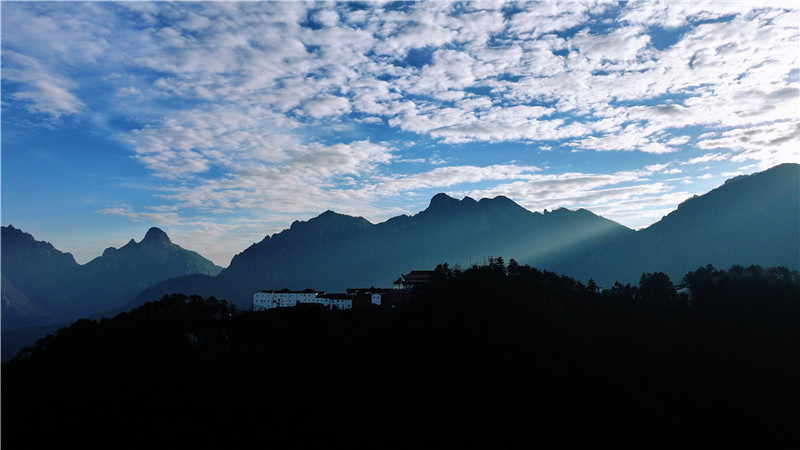 ���Aɽ�L(f��ng)���^(q��)��